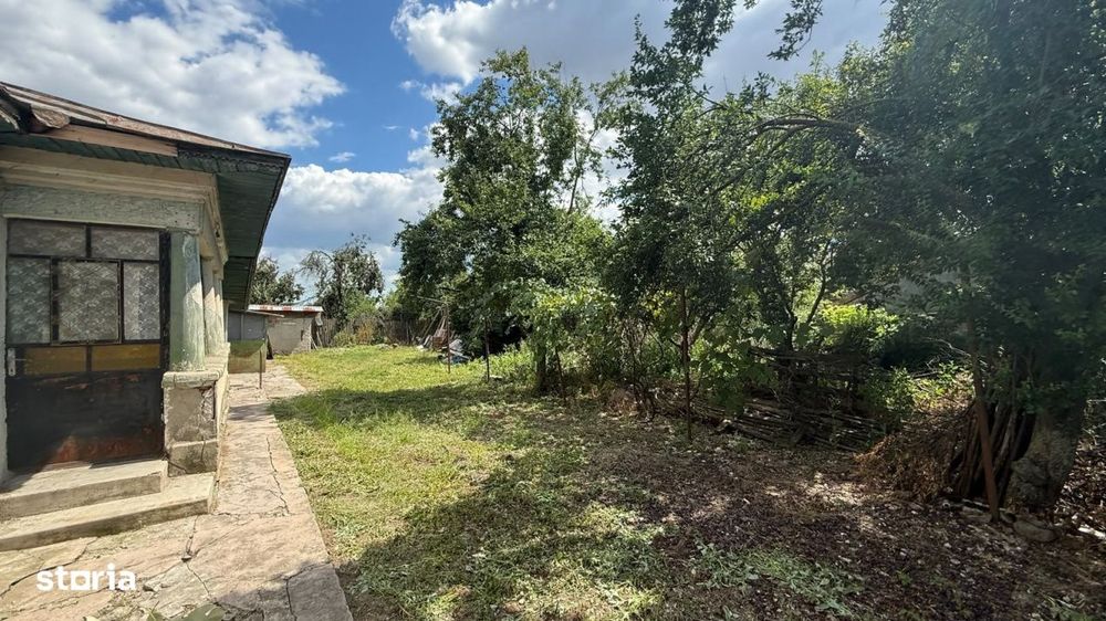 Casa rurala cu gradina mare, langa Bucuresti