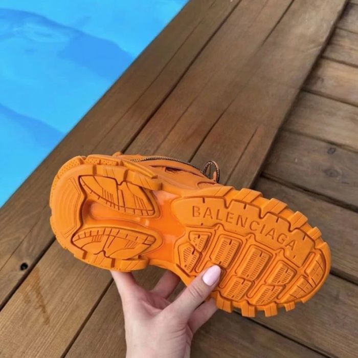Balenciaga Track – Orange