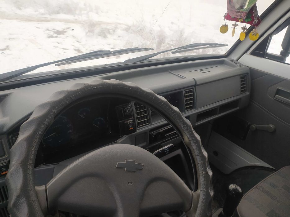 Balon lari 13 orqa kamerasi bor