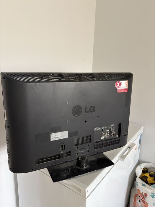 Телевизор бренда LG