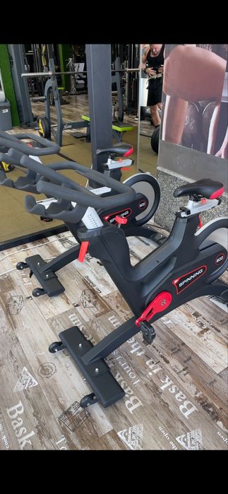 2 бр. спининг колела SPINNING 800  запазени, изгодно