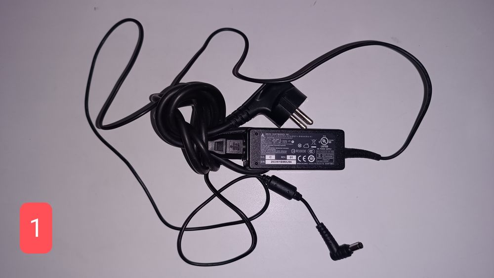 Блок питания нутбука