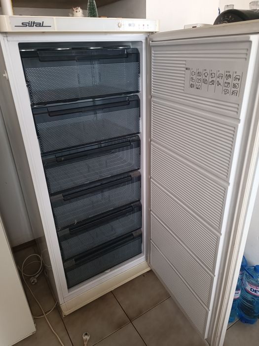 Фризер употребяван в отлично състяние