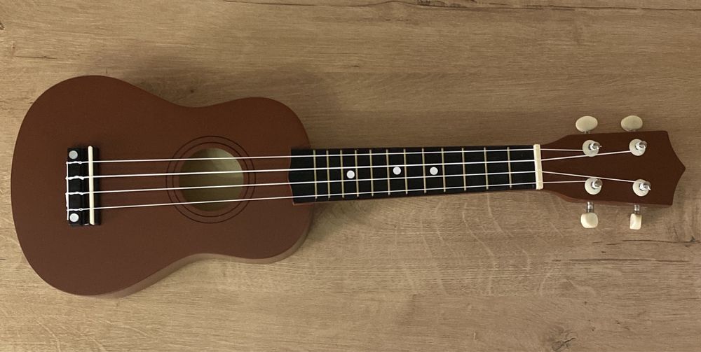 Укулеле гавайская гитара