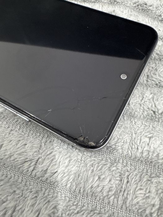 Продам два телефона