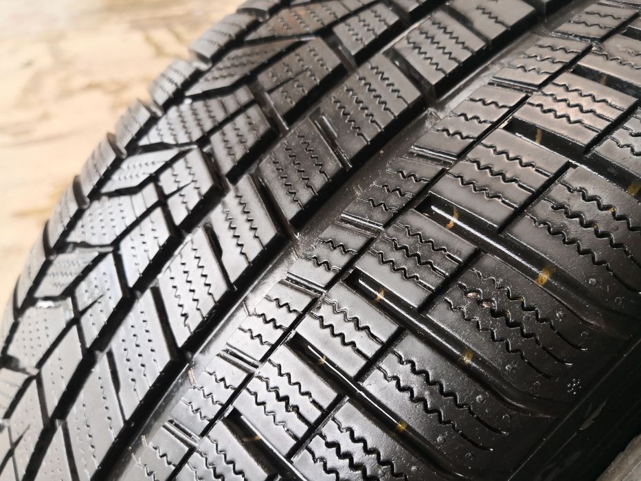 255 45 19 цола гуми като нови hankook dot 23