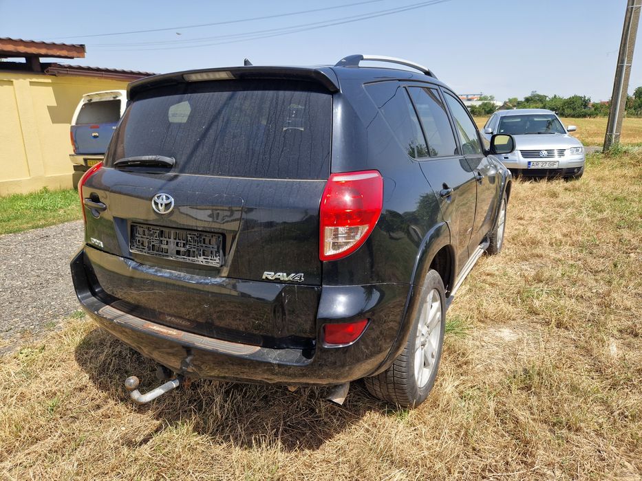 Dezmembrez Toyota Rav 4 2006-2010 2.2 dcat 177 cp