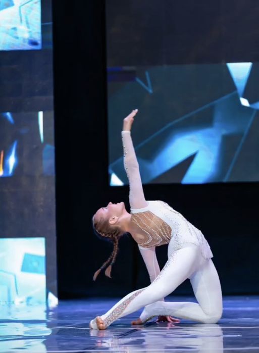 Прокат гимнастический костюм