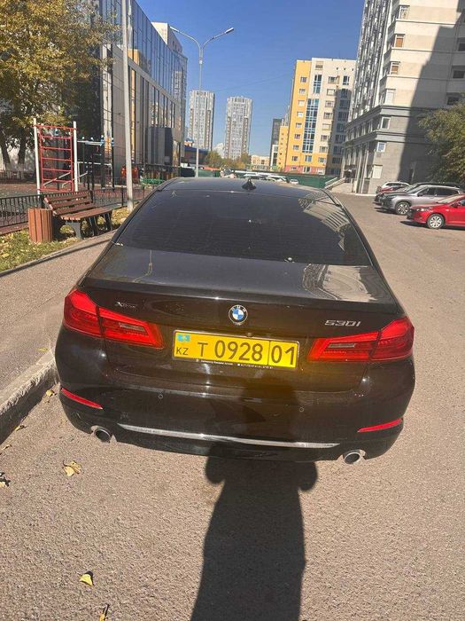 BMW 530i xDrive 2018 года