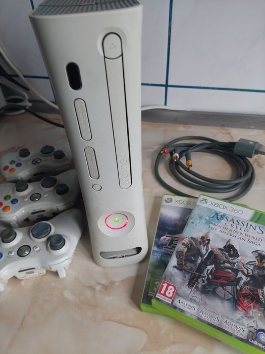 [Xbox360] Vând Xbox 360 [Extra FULL BOX] cu [RROD 3/4] //poze reale