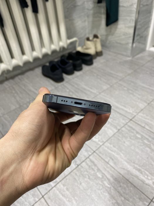 Iphone 12 pro karopkali