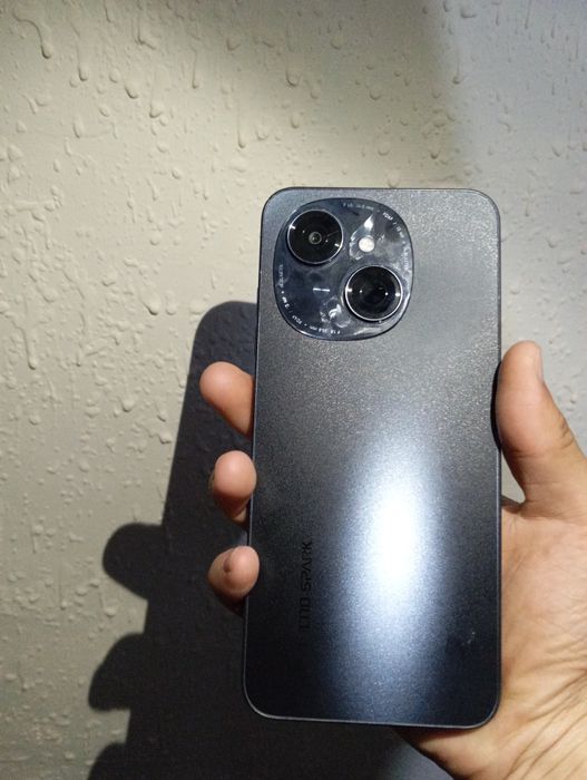 Tecno spark go 1