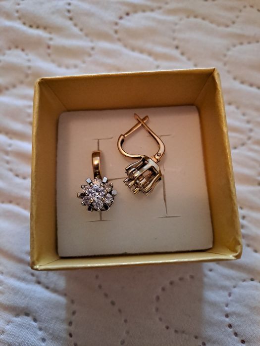 Продам золото б/у.