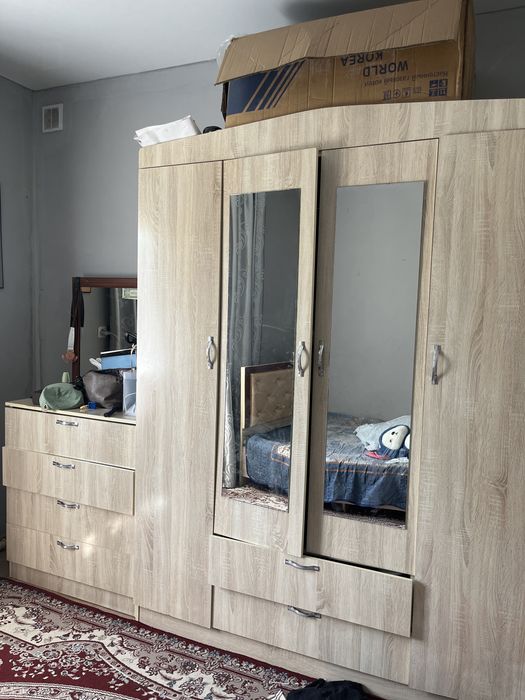 Мебель ,Камоты Шифонер