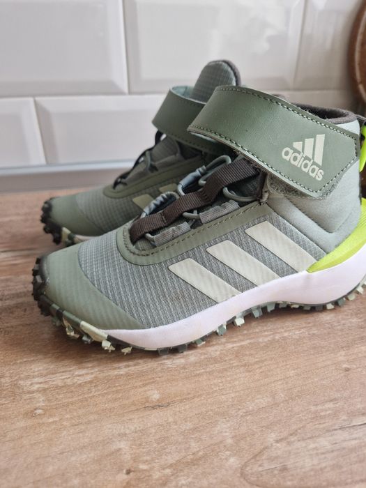 Боти Adidas  29 номер