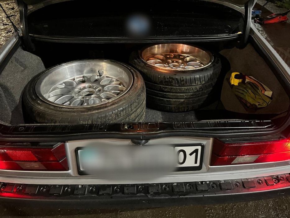 Два диска на Бмв Rondell R18