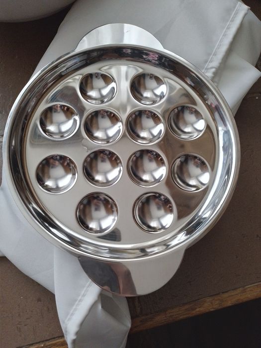 Чиния за охлюви 6 -12 гнезда