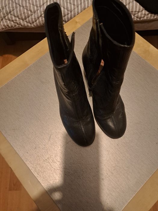 Vand botine dama,din piele
