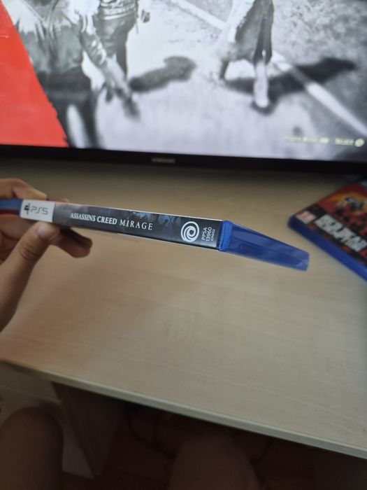 FC 25 , ASSASSIN'S CREED MIRAGE , HITMAN 2 .Fiecare 100 de lei. PS 4 sau PS 5.