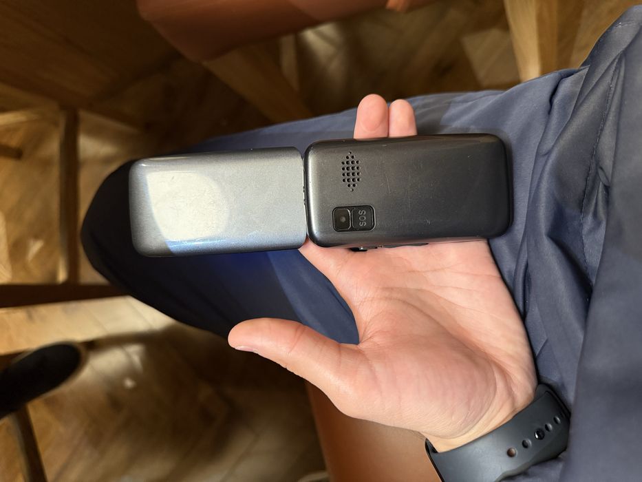 Продам сотовый телефон для связи!