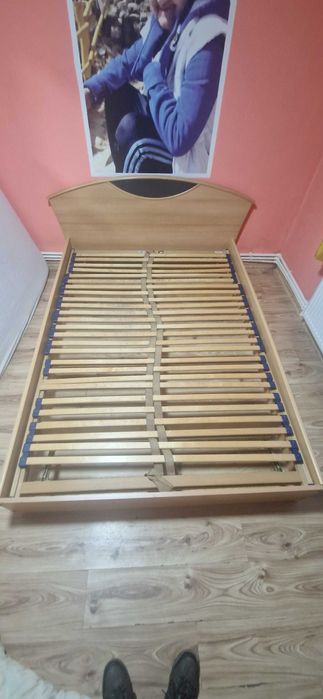 Pat dormitor pentru doua persoane