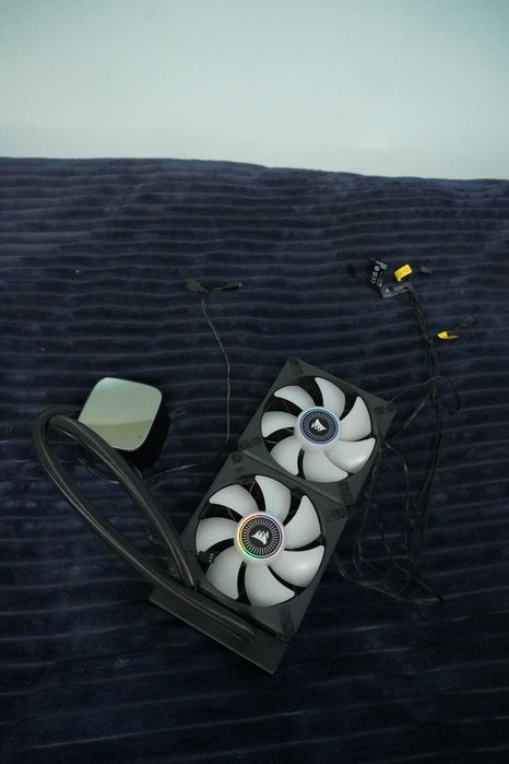 DeepCool LS520 SE ARGB 240mm + 2x Corsair ML120 RGB Elite – În garanție – Stare impecabilă