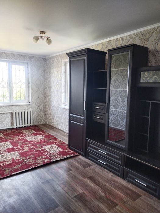 Продам квартиру в есике