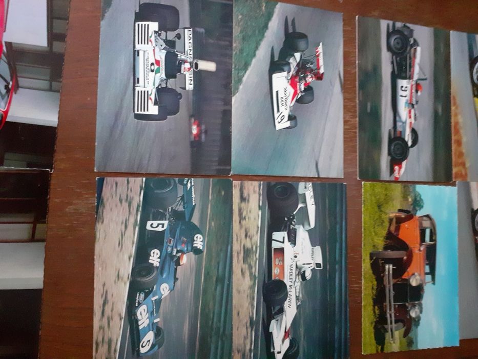 Чисто нови неизползвани  пощенски картички. Картинките са от град  Три