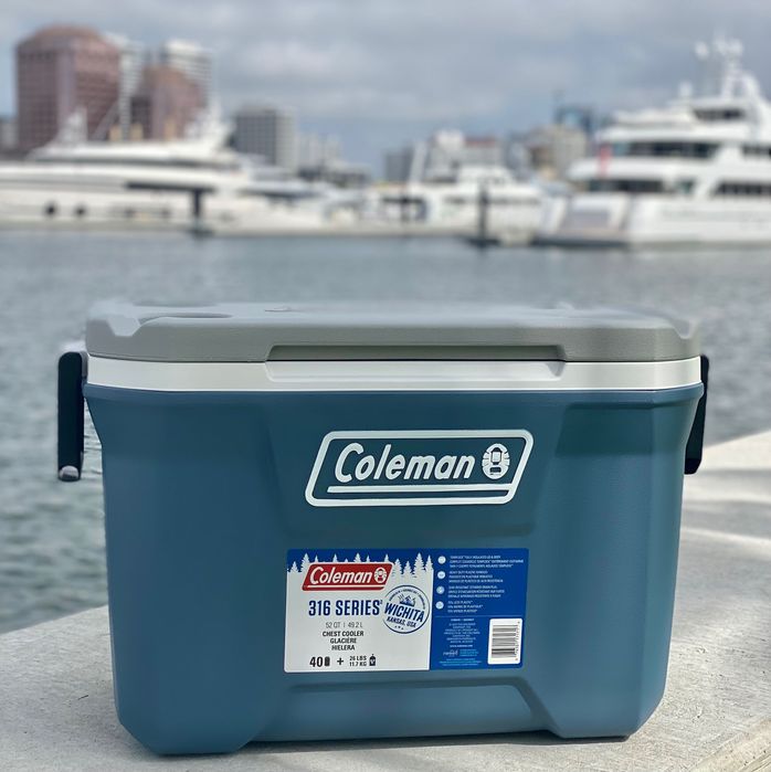 7Vand lazi frigorifice Coleman