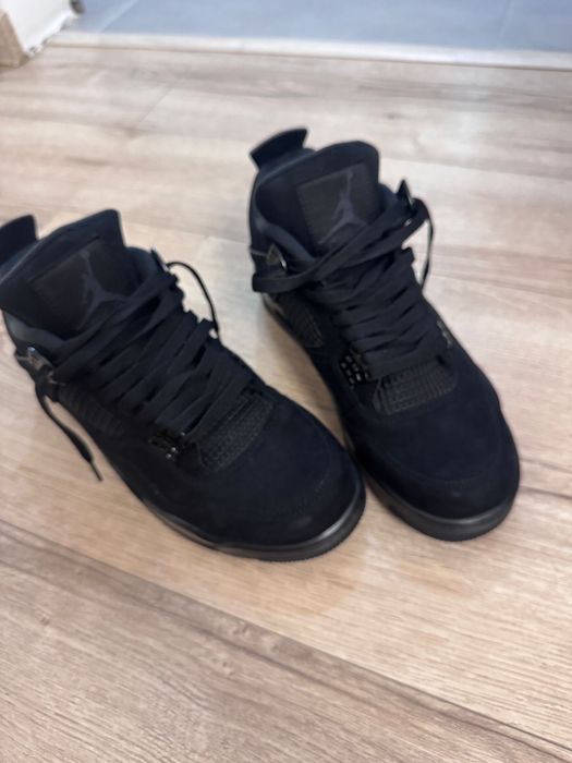 Jordan 4 Black Cat