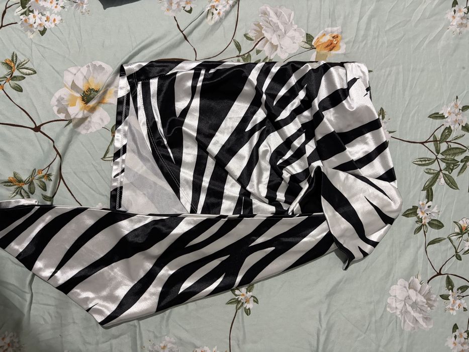 Toate haine dau Gratis