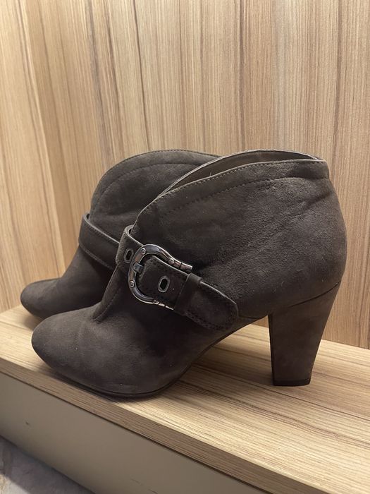 Женская обувь