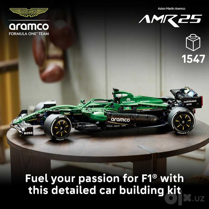 Конструктор LEGO Technic Aston Martin Aramco AMR25 F1 Car! Оригинал!