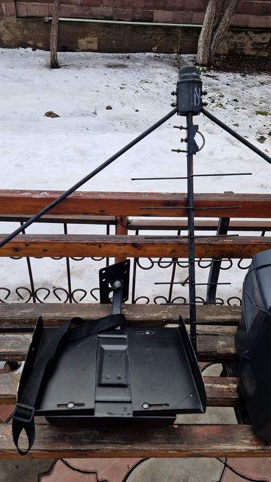 Телевизор в отличном состояние