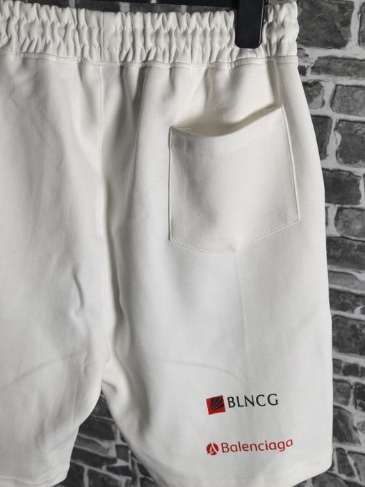 Balenciaga къси панталони