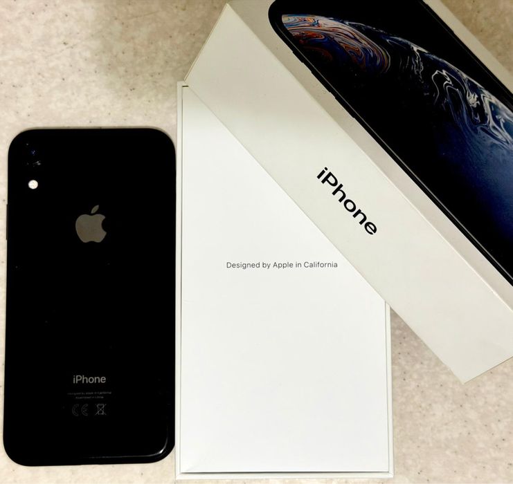 iPhone XR в отличном состоянии