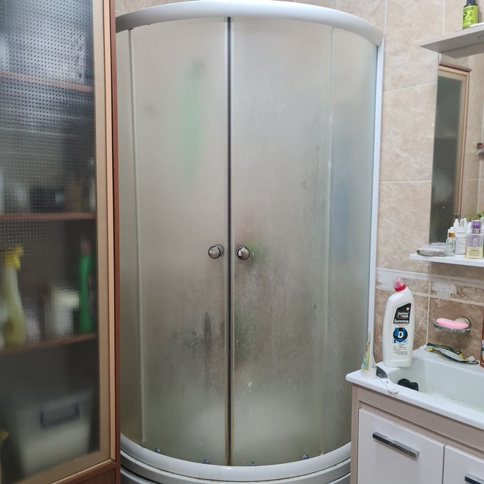 душевая кабина в отличном состоянии