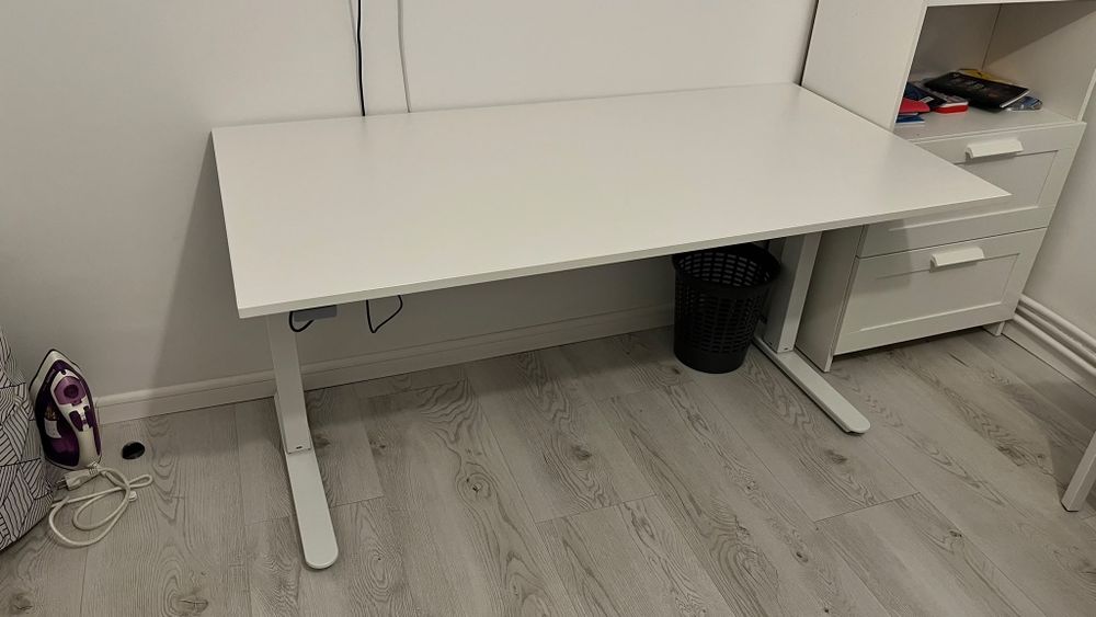 Birou reglabil in stare perfectă