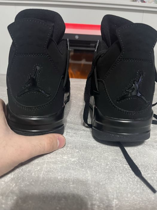 Jordan 4 Black Cat