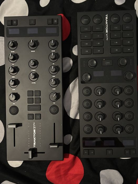 TRAKTOR X1 mk2のみ Traktor X1 | 製品 | Native Instruments（正規