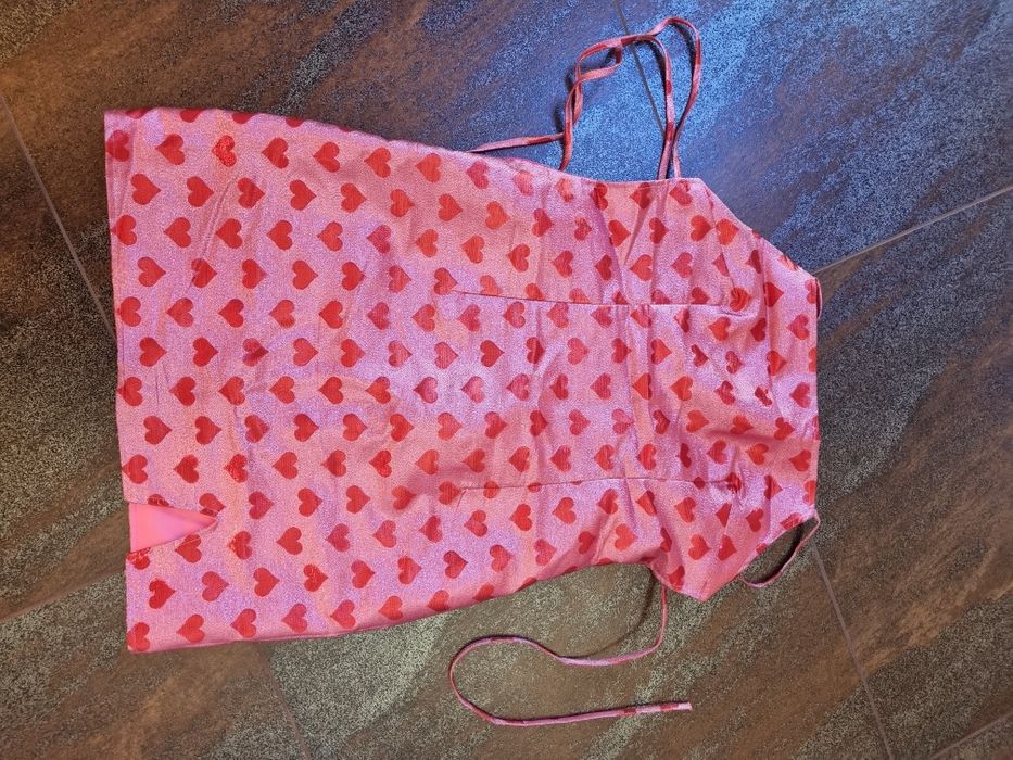 Rochie Asos roz scurta cu sclipici si inimioare S-M (Poema, Nissa)