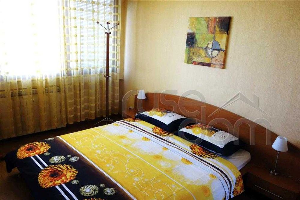 Продава се Тристаен апартамент в Русе, Алеи Възраждане - 98 кв.м за 1725 €/кв.м - Снимка #9