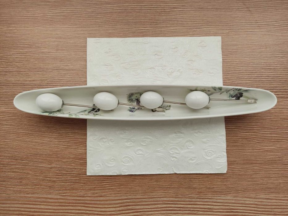 Дизайнерска лодка Douce Provence за сервиране на маслини