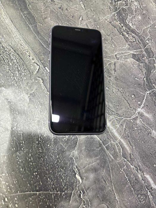 Apple iPhone 11 128Gb (Узынагаш) лот 895727
