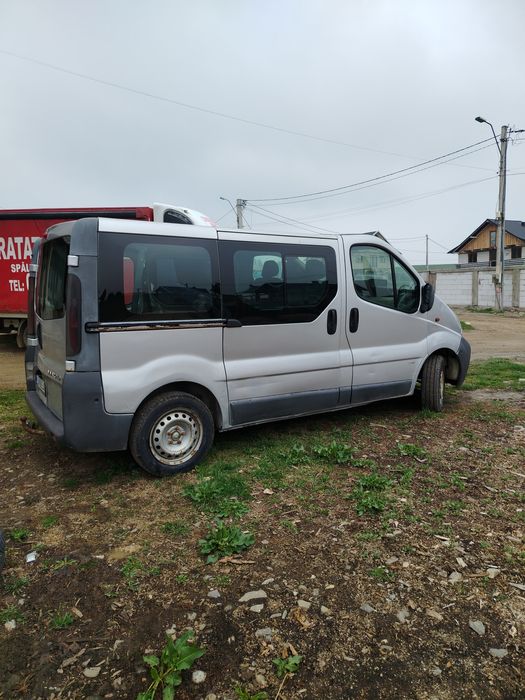 Vând Opel Vivaro 1.9 TDI