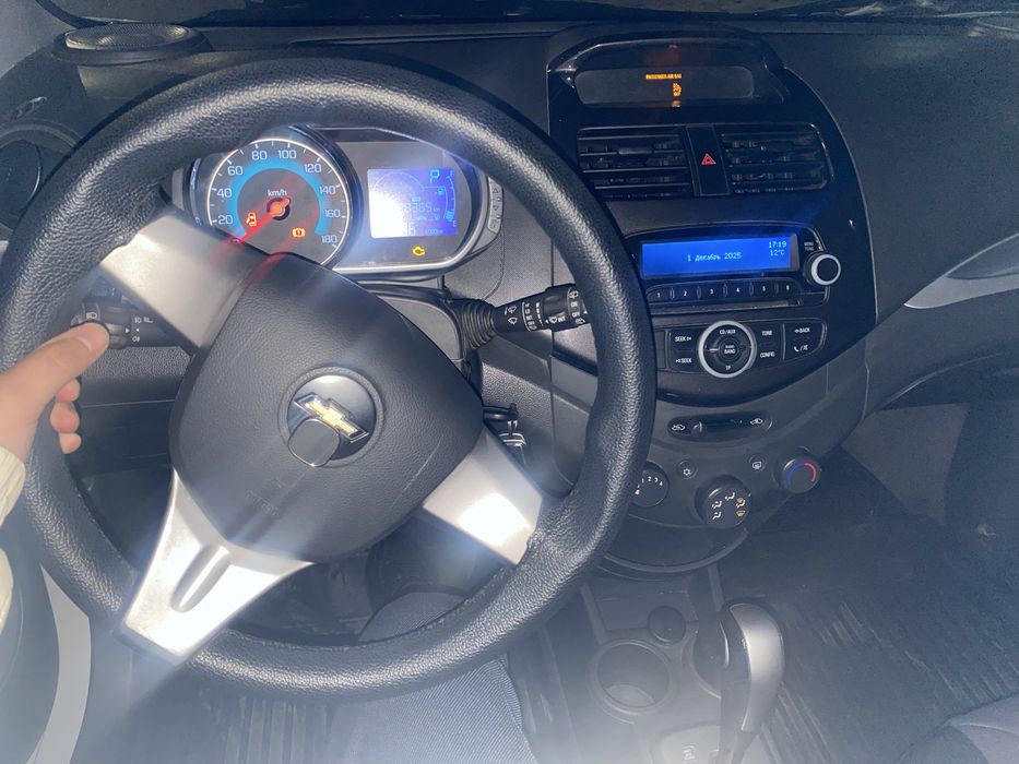 Arenda Spark 2019 yil 4 Avtomat Kraska Toza