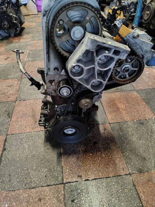 Motor complet fara anexe renault trafic 1.9dci cod f9q opel vivaro 1.9cdti f9q nissan  primastar 1.9dci f9q perfect functional