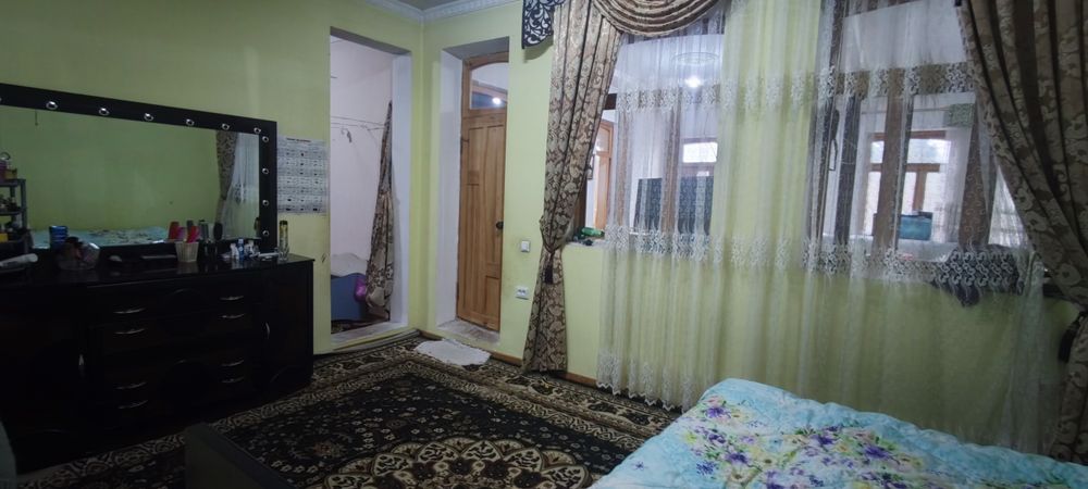 Zudlik bilan sotiladi