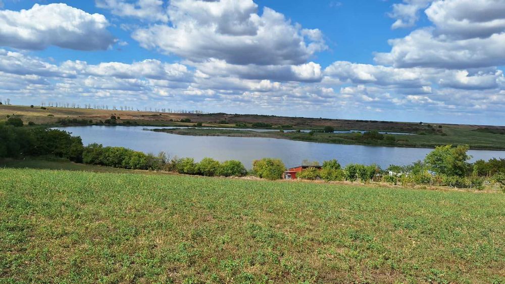 TEREN INTRAVILAN 20.800 MP | Pe malul lacului | Naipu – Giurgiu | 9 €/MP