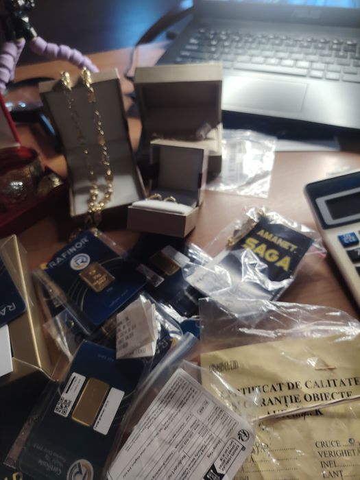 Aur și argint de  investii